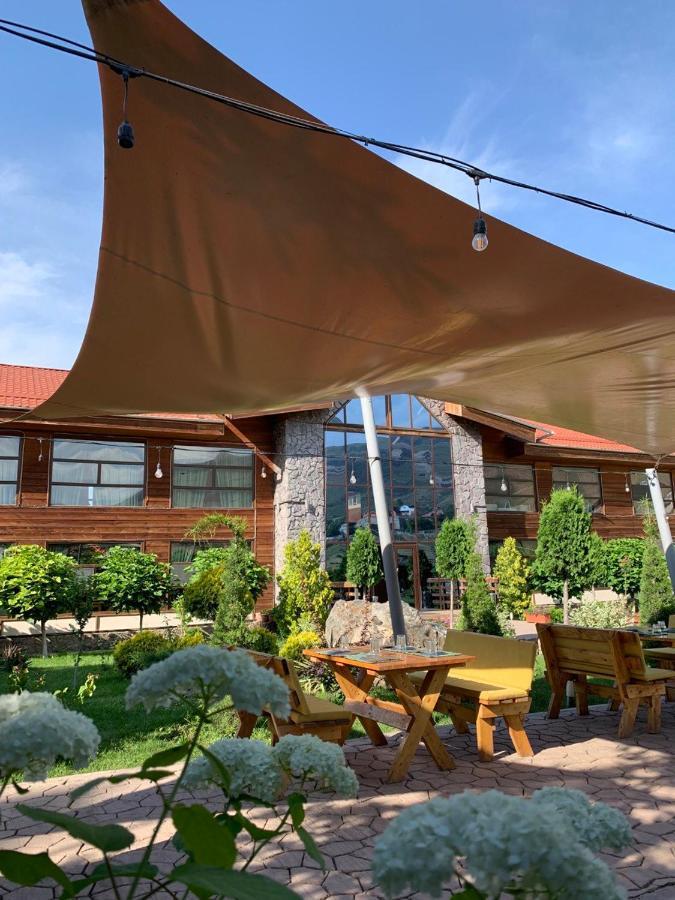 Hyde Park Hotel Kek-Dzhar Eksteriør billede