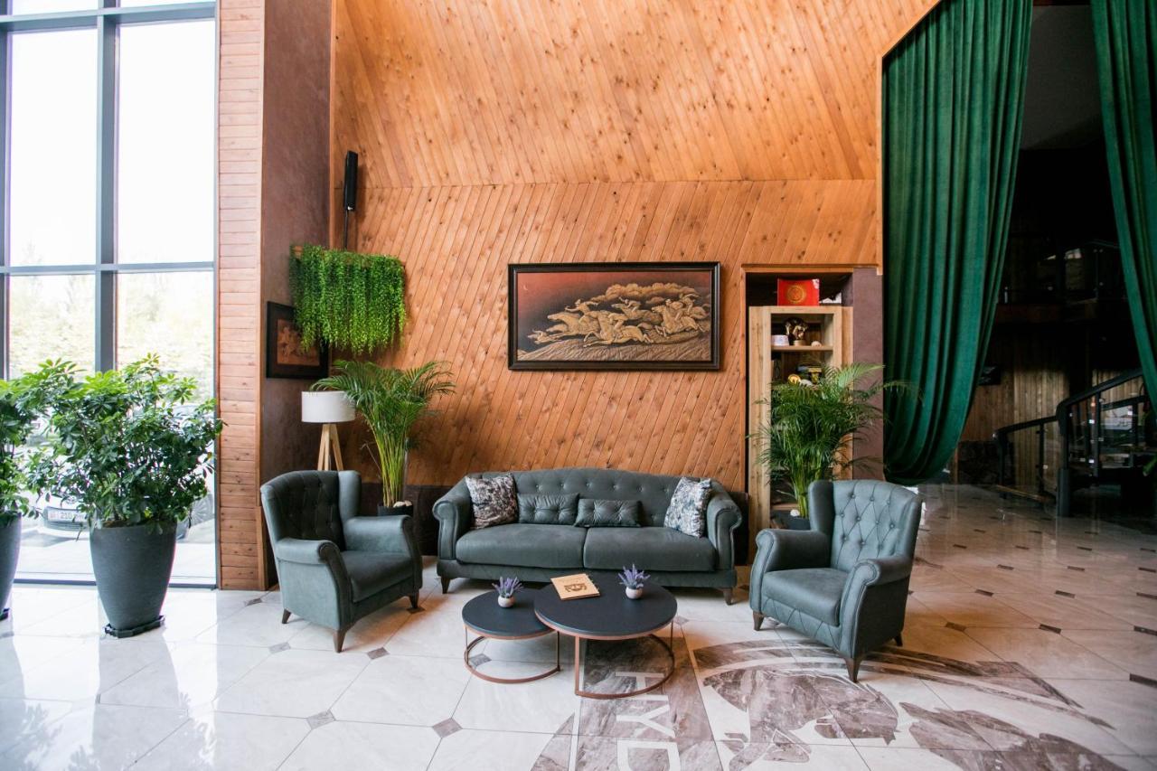 Hyde Park Hotel Kek-Dzhar Eksteriør billede