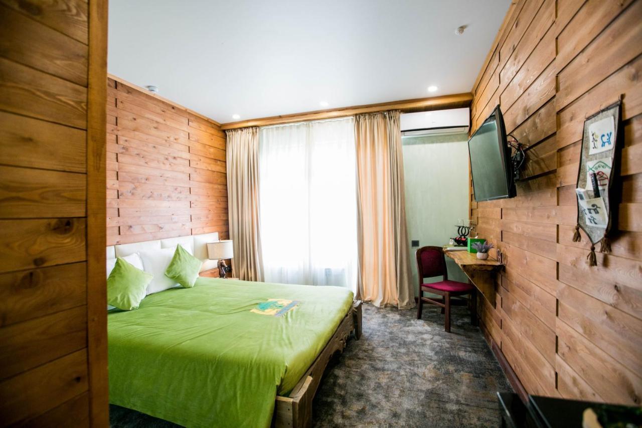 Hyde Park Hotel Kek-Dzhar Eksteriør billede